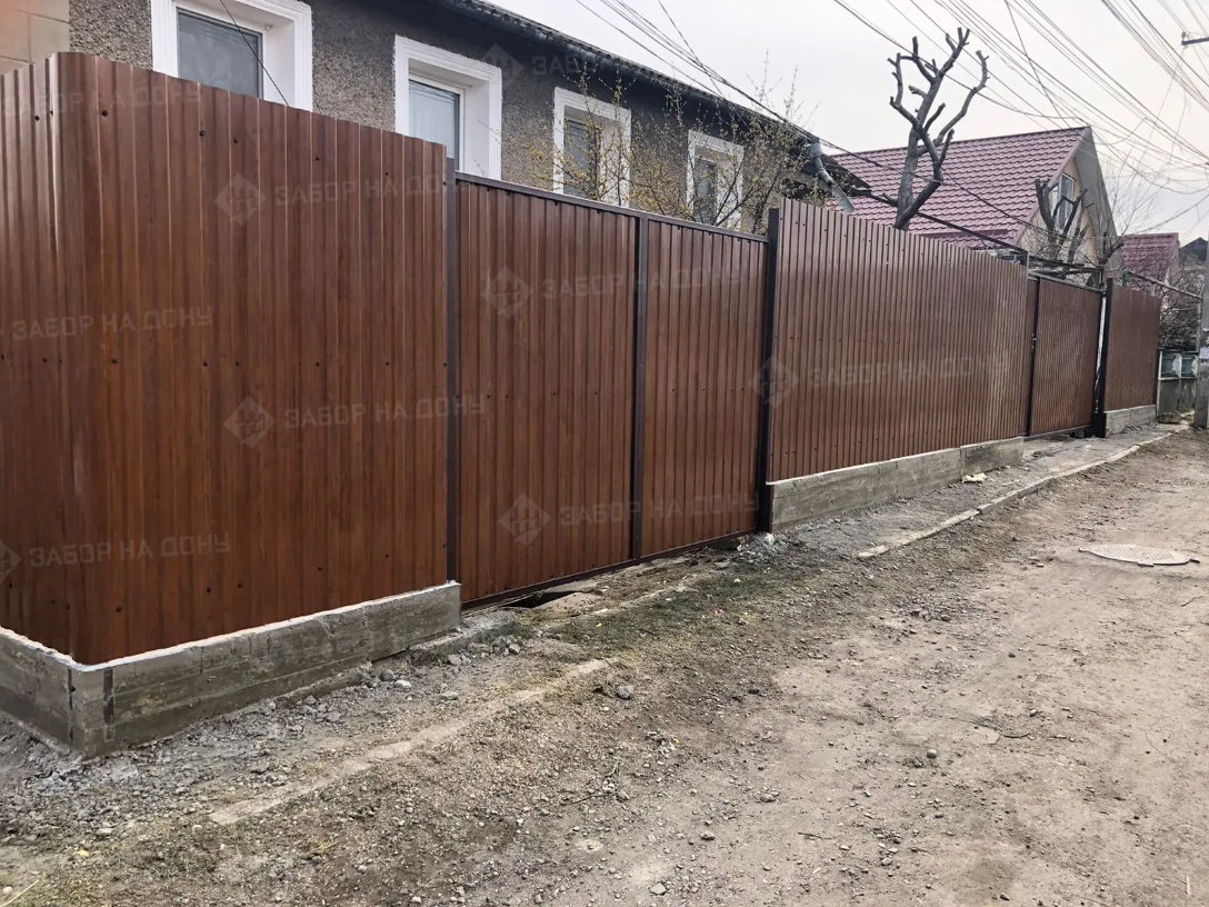 Распашные ворота из профлиста  в Тихорецке